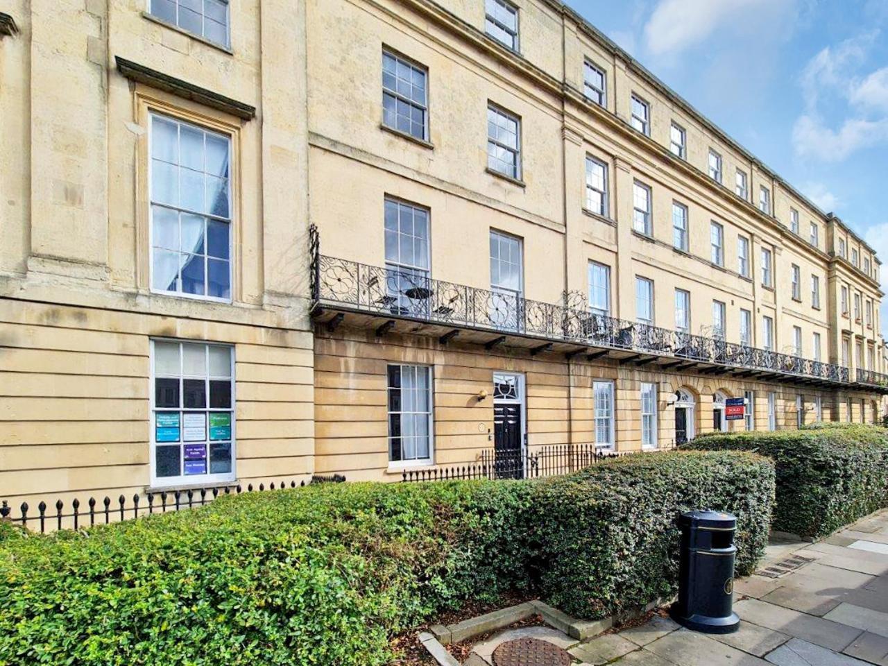 Margaret'S Terrace By Fortuna Property Cheltenham Eksteriør bilde