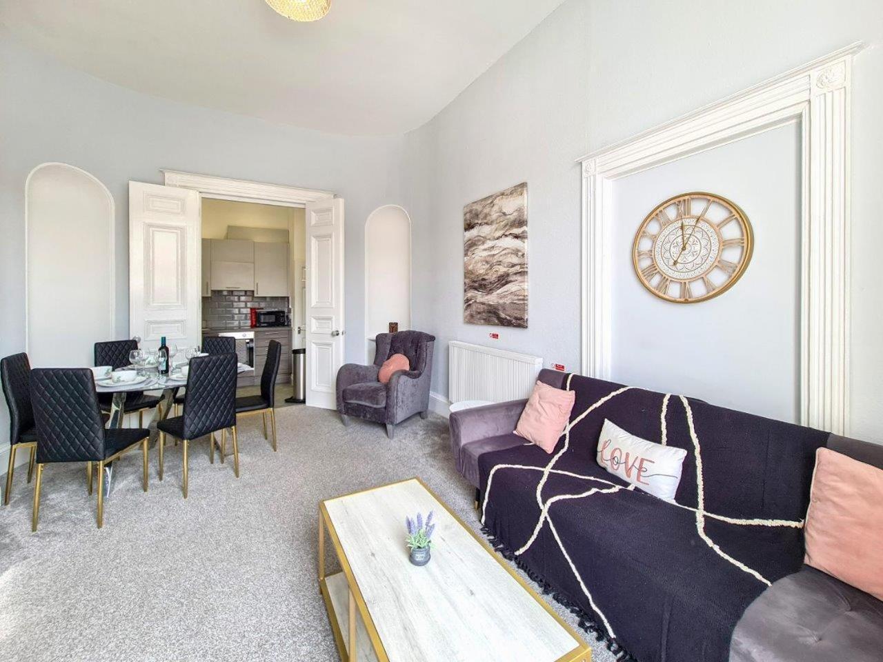 Margaret'S Terrace By Fortuna Property Cheltenham Eksteriør bilde