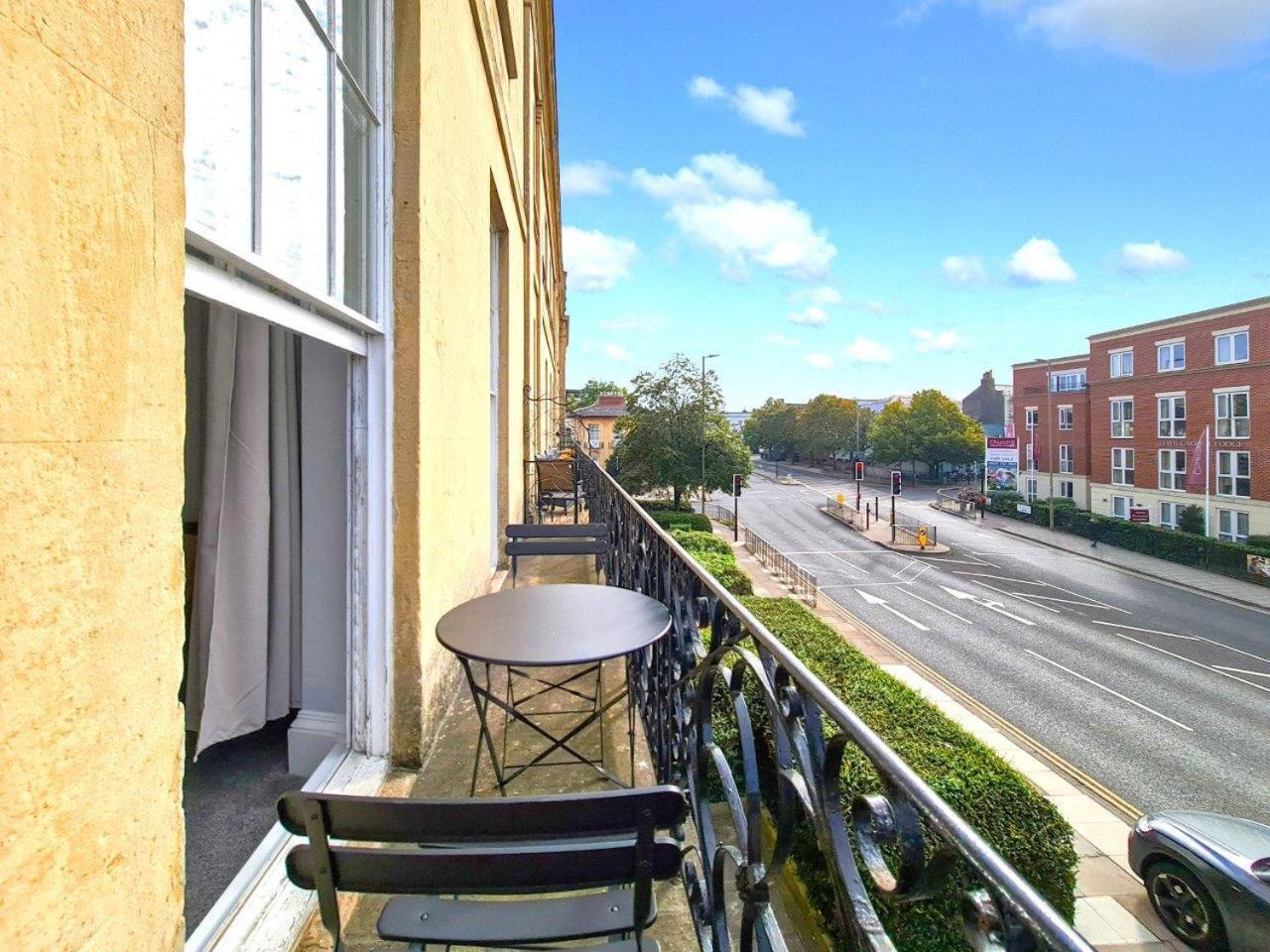 Margaret'S Terrace By Fortuna Property Cheltenham Eksteriør bilde